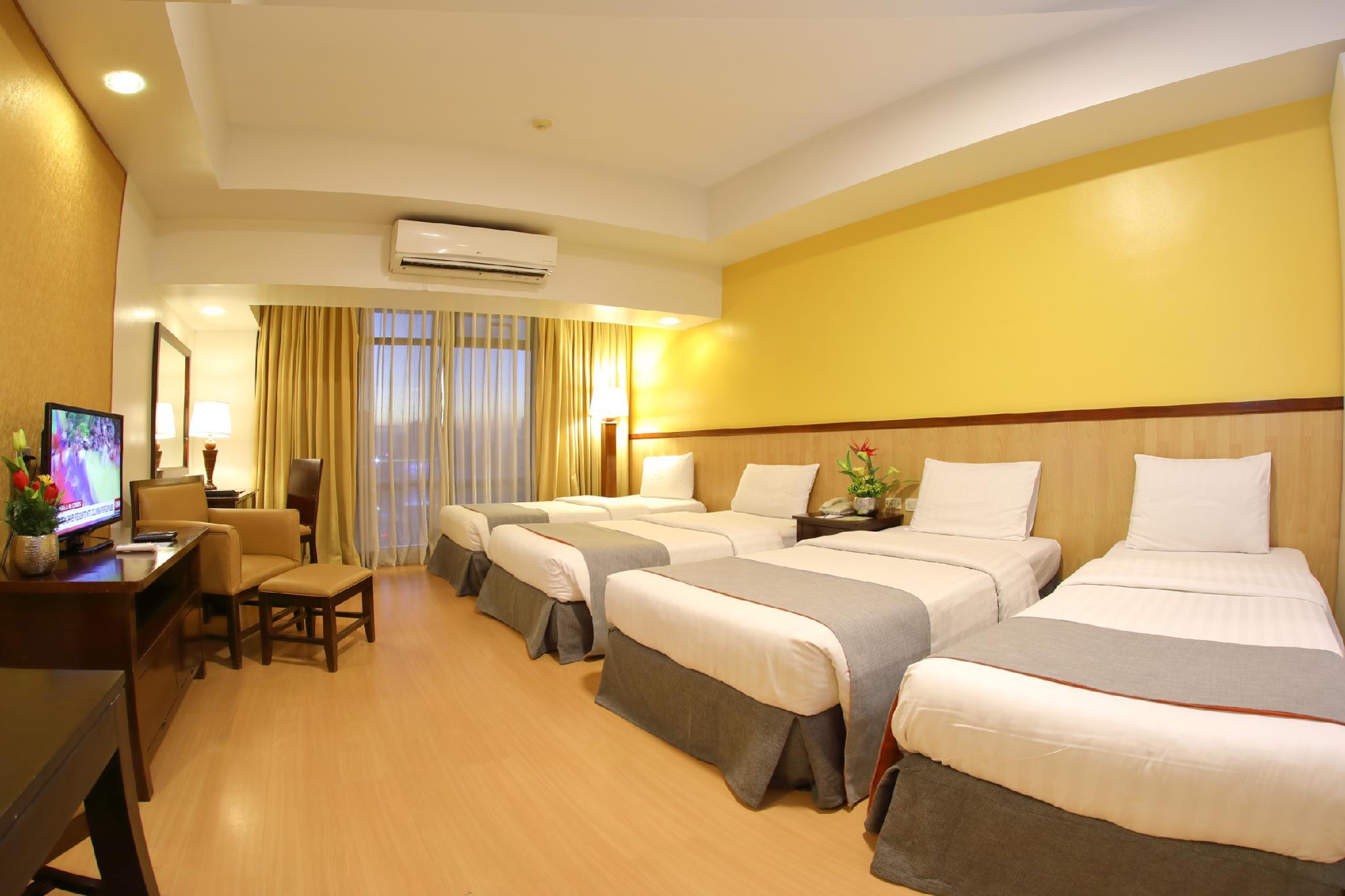 The Malayan Plaza Hotel Pasig City Exterior foto
