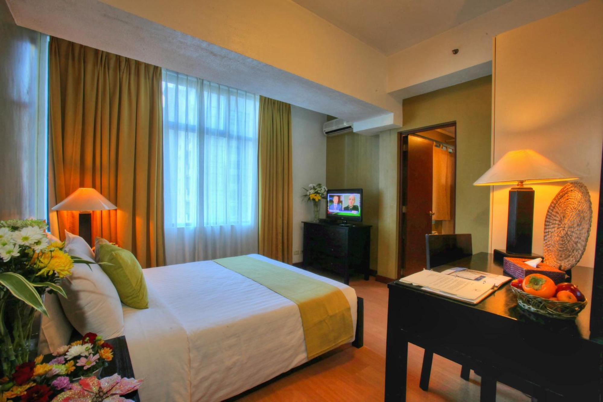The Malayan Plaza Hotel Pasig City Exterior foto